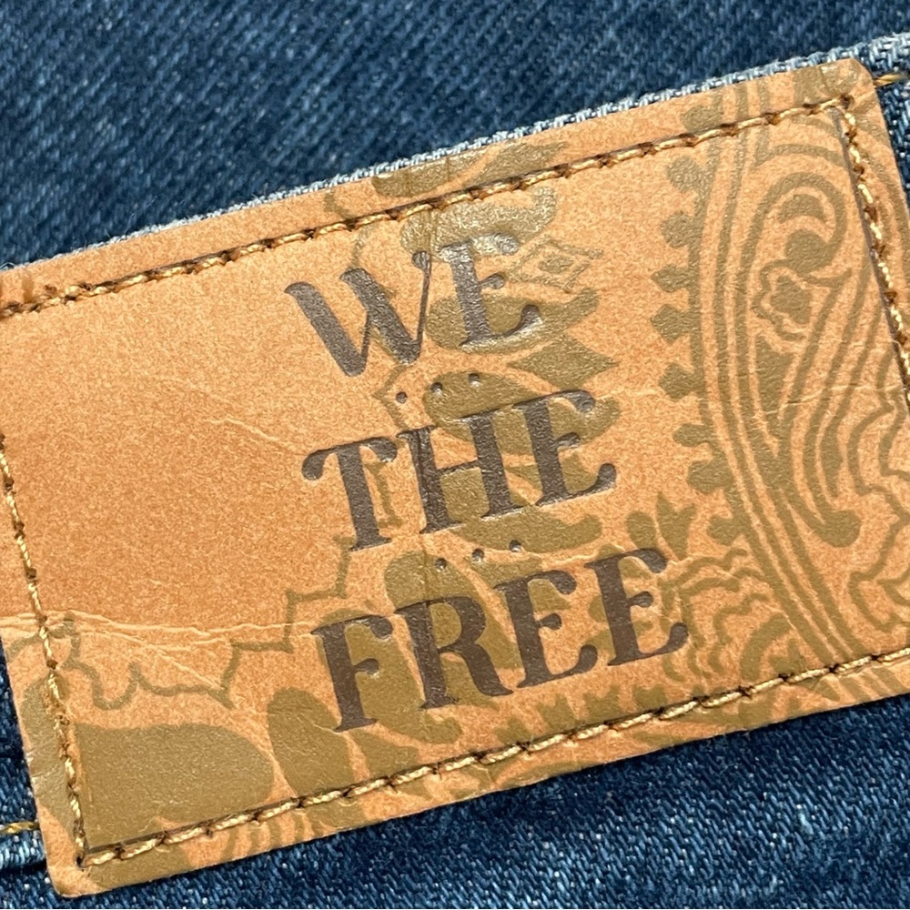 We The Free People Tricia Fix Deep Trance
Boyfriend Embroidered Crab Jeans 31 - Picture 4 of 16